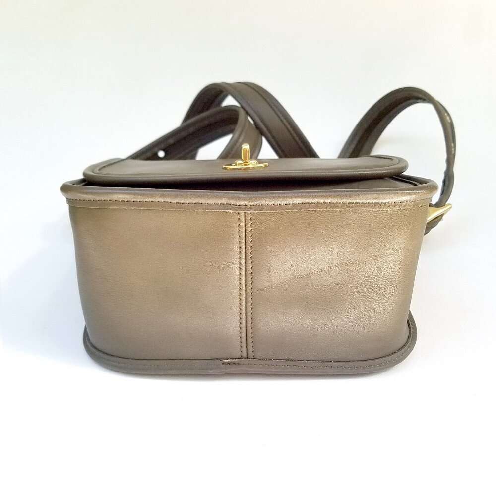Vintage Coach Legacy Small Flap Bag Olive Green #9965 - Picture 5 of 12